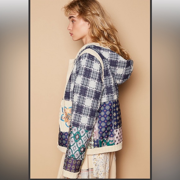 $55 start No. 288 1 Left 💕POL Quilted hooded jacket - Picture 3 of 5